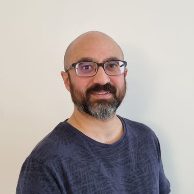 Danny  Ratnaike