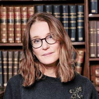 Susie Dent